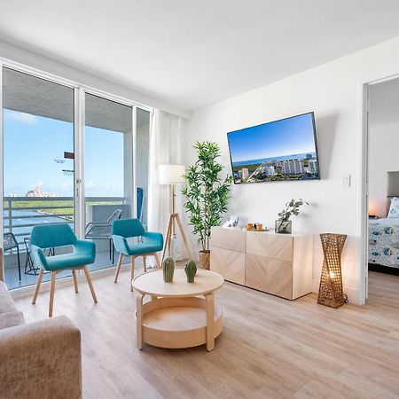 Avi Lux Stay Fort Lauderdale Exterior photo