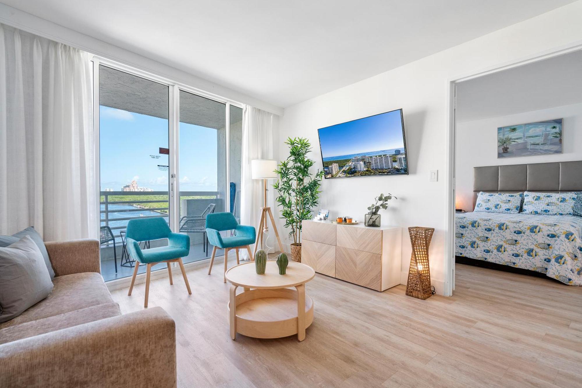 Avi Lux Stay Fort Lauderdale Exterior photo
